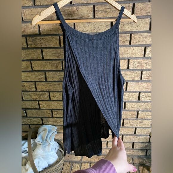 ‎Kaileigh heather grey open back tank - Picture 2 of 8